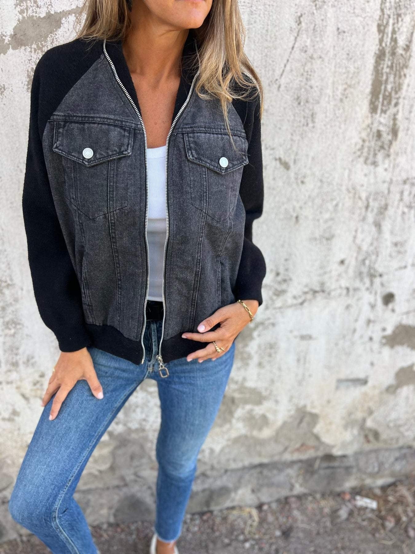 Chelsey - Stylish denim jacket